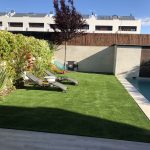Jardinea. Proyecto de jardineria cesped artificial en Madrid vista General