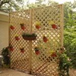 Quieres reducir tu recibo de electricidad con la jardineria. Jardinea Jardineros Madrid