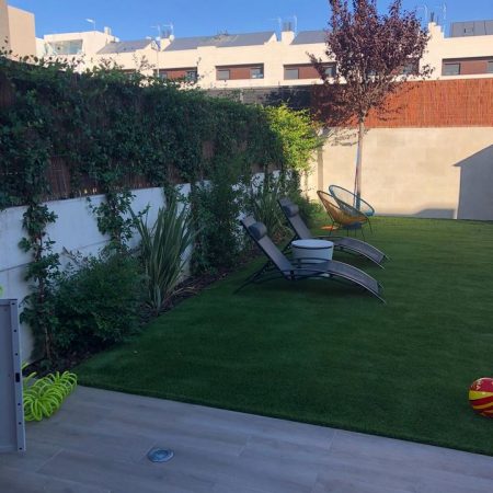 instalacion Cesped artificial - Obras-Mantenimiento-jardines-Madrid-Jardinea 2